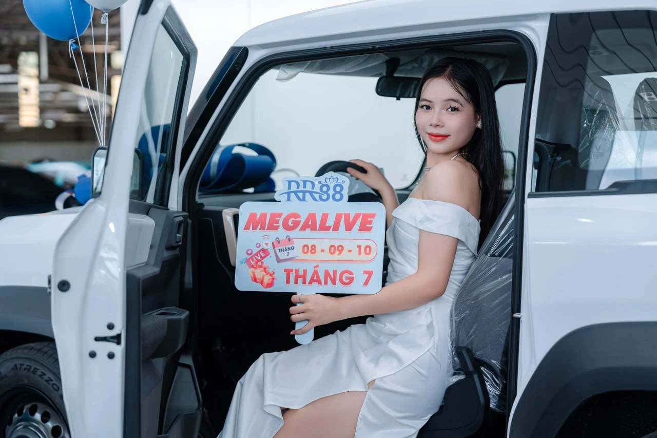 Chiếc Xe Vinfast VF3 phần quà MegaLive Sinh Nhật 10/7 6 photo 2025 11 03 15 02 42