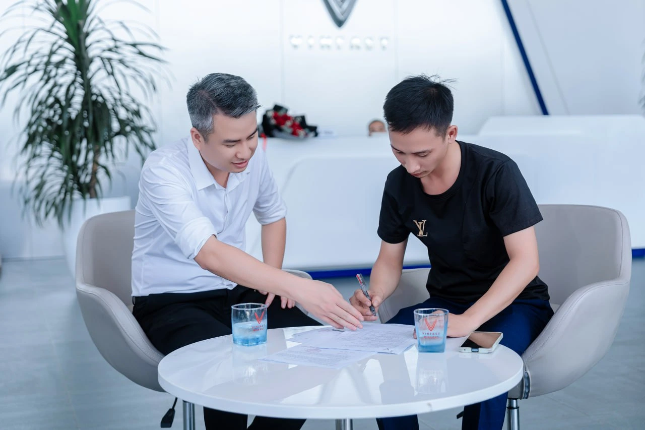 Chiếc Xe Vinfast VF3 phần quà MegaLive Sinh Nhật 10/7 5 photo 2025 11 03 15 02 44